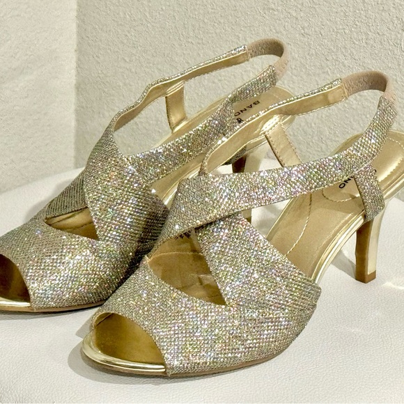 Bandolino Shoes - Bandolino heels formal wedding glitter sparkles gold beautiful excellent conditi